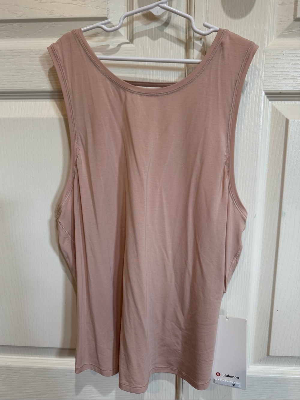 NWT. Lululemon Athletica Women's Pink Open Back Sleeveless Stretch Tank Size 8